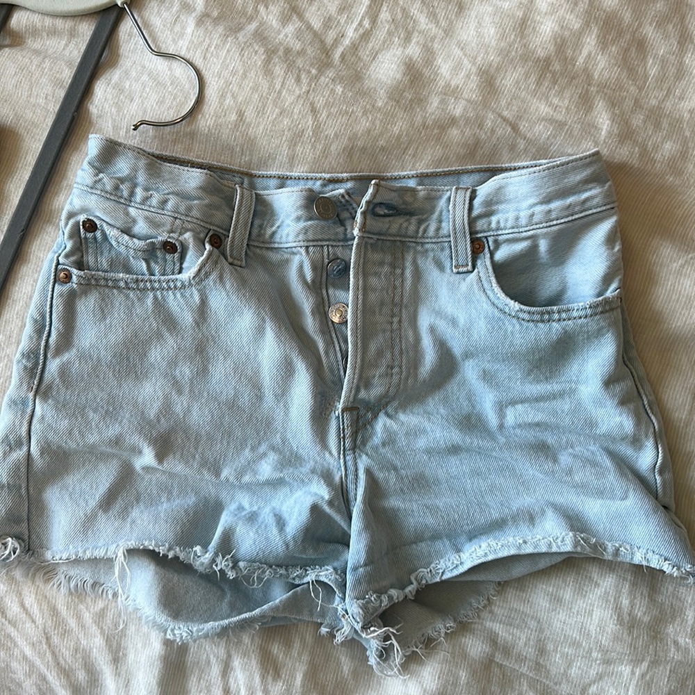 Levi’s shorts